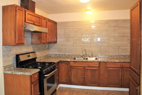 2525 Dovemeadow Dr, Austin TX  78744-4319 exterior