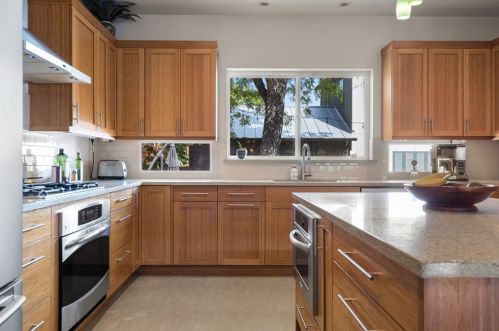 2106 14 St, Austin TX 78702-1304 exterior