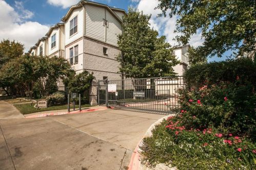 4830 Cedar Springs Rd, Dallas TX 75219-1366 exterior