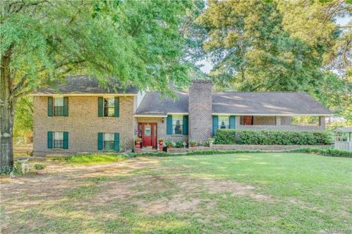 5330 Redland Rd, Wetumpka, AL 36093-1944