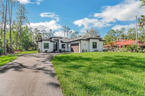 3810 2nd Ave, Naples, FL 34120-3716