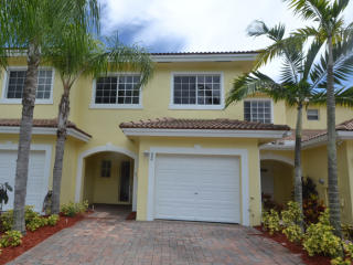 836 Imperial Lake Rd, West Palm Beach FL  33413-1072 exterior