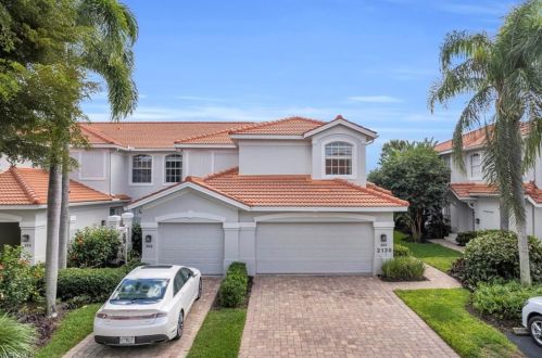 2130 Arielle Dr, Naples, FL 34109-0329