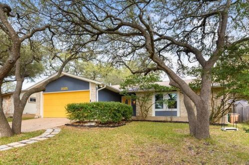 11105 Blackmoor Dr, Austin TX  78759-4557 exterior