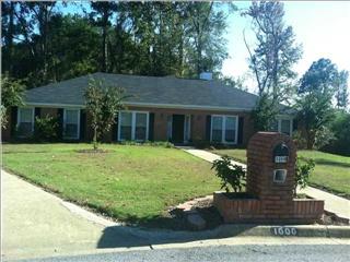 1000 Mallard Cir, Tuscaloosa, AL 35405-6772