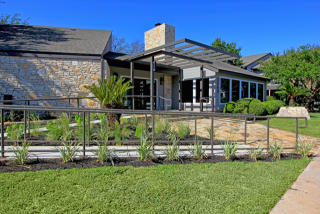 3543 Greystone Dr, Austin TX  78731-2342 exterior