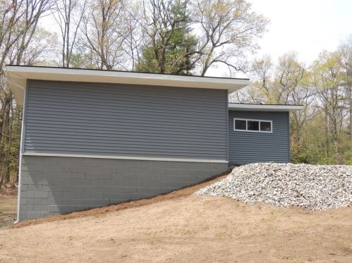 214 Wilbraham Rd, Monson MA  01057-9408 exterior