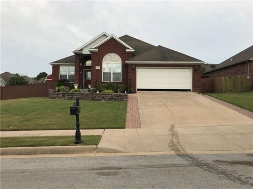 1509 Thistle Wood Ln, Springdale, AR 72764-3000