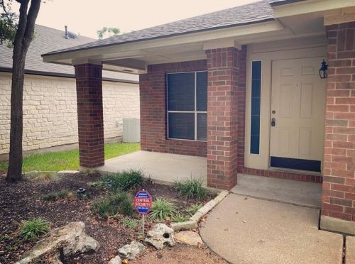 9336 Bernoulli Dr, Austin TX  78748-5039 exterior