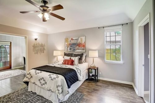 13243 Briar Holw Dr, Austin TX 78729-2855 exterior