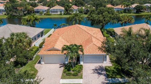 5377 Guadeloupe Way, Naples FL  34119-9579 exterior