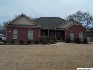 136 Rick Turner Dr, Huntsville, AL 35811-7109