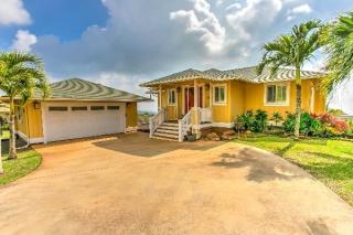 1197 Pua Melia St, Kalaheo, HI 96741-8704