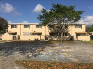 549 19th St, Miami, FL 33136-1223