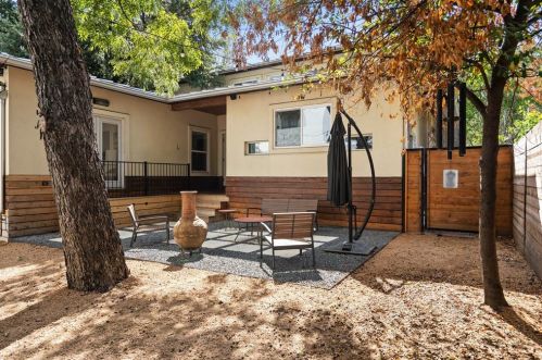 2106 14 St, Austin TX 78702-1304 exterior