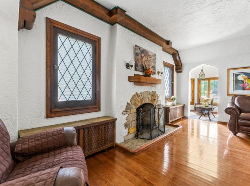 704 Oak St, Manitowoc WI 54220-2848 exterior