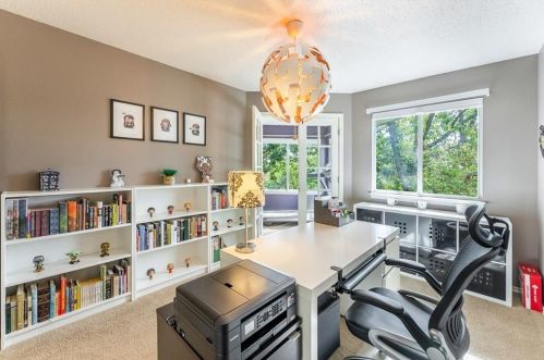 1221 Briargate Dr, Austin TX 78753-2050 exterior