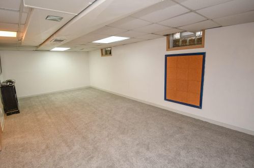 514 Buckingham Way, Chenequa WI 53029-2544 exterior