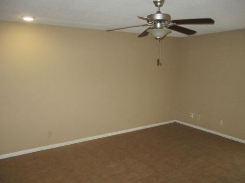 9606 Dallum Dr, Austin, TX 78753-4521