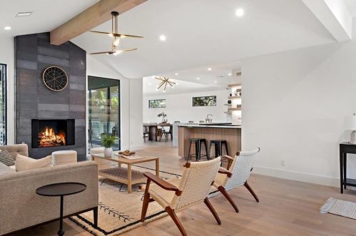 4211 Burney Dr, Austin TX 78731-1207 exterior