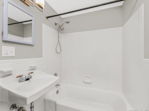 354 Hilton Dr, Wapping CT  06074-3459 exterior