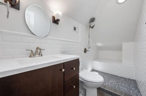 5016 Calhoun Cyn Loop, Austin TX 78735-6450 exterior