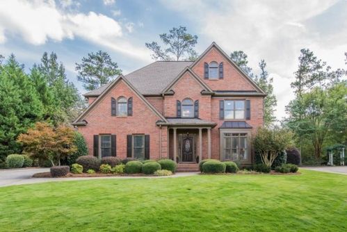 781 Nob Ridge Dr, Marietta, GA 30064-5736