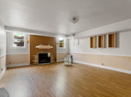 704 Oak St, Manitowoc WI 54220-2848 exterior