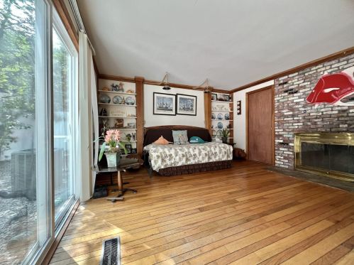 9 Spoondrift Cir, Mashpee MA 02649-5031 exterior