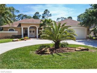 2041 Imperial Cir, Naples FL  34110-1036 exterior