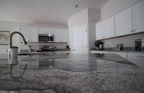 18 Stepping Stone Way, Bluffton SC 29910-4428 exterior