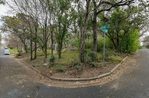 1301 Elton Ln, Austin TX 78703-2919 exterior