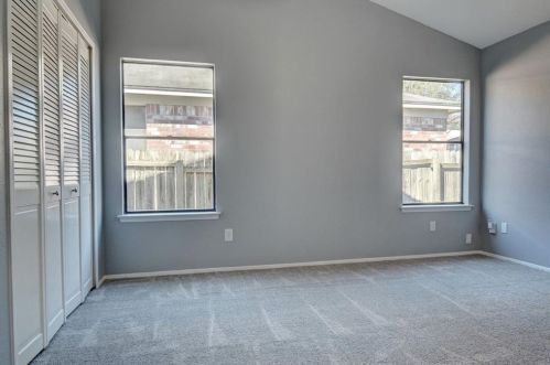 804 Calico Dr, Austin TX 78748-6404 exterior