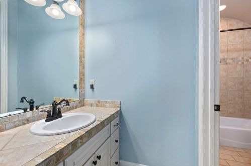 1448 Buffalo Gap Rd, Austin TX 78734-3537 exterior