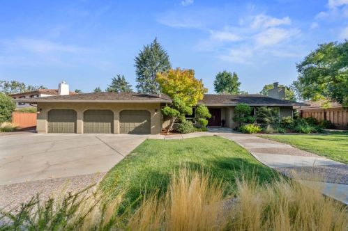 1812 Dry Creek Rd, San Jose, CA 95124-1212