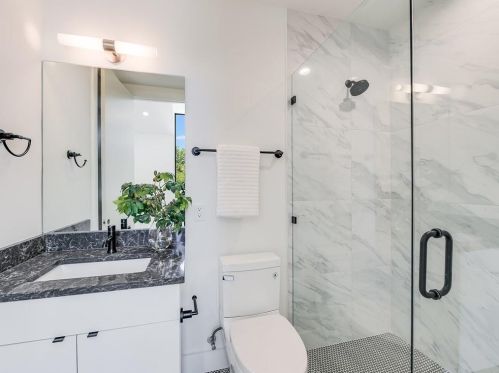 2903 14 St, Austin TX 78702-1628 exterior