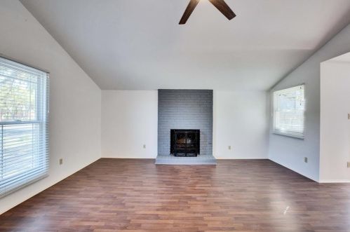 8002 Croftwood Dr, Austin TX  78749-3208 exterior