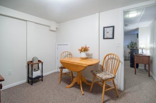 61 Moreau Dr, Chicopee MA 01020-4826 exterior