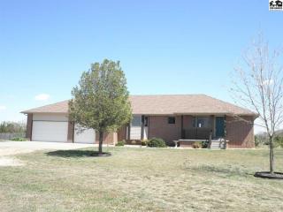 2516 Essex Heights Rd, Halstead, KS 67056-9392