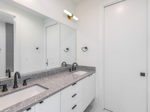 2903 14 St, Austin TX 78702-1628 exterior