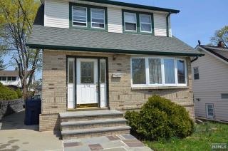 274 Marvin Ave, Hackensack, NJ 07601-1809