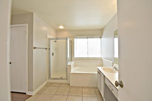 1011 Briargate Dr, Austin TX 78753-2048 exterior