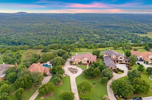 316 Dawn River Cv, Austin TX 78732-1986 exterior