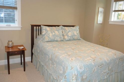 3 Starboard Dr, Mashpee MA  02649-3657 exterior