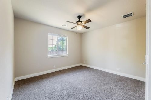 6928 Bay City Bnd, Austin TX 78725-2938 exterior