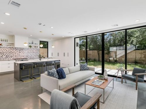 2903 14 St, Austin TX 78702-1628 exterior