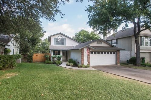 7402 Dallas Dr, Austin TX  78729-7765 exterior