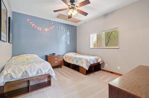 2106 14 St, Austin TX 78702-1304 exterior