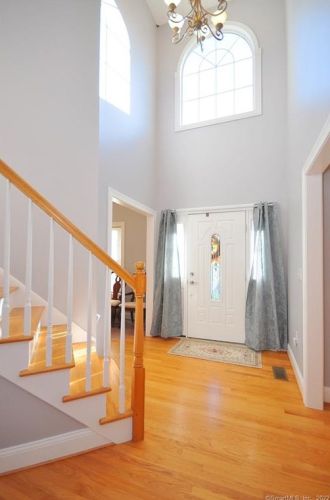 496 Quarry Brook Dr, Wapping CT  06074-3596 exterior