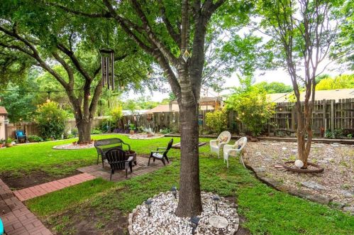 9806 Cottle Dr, Austin TX 78753-4305 exterior